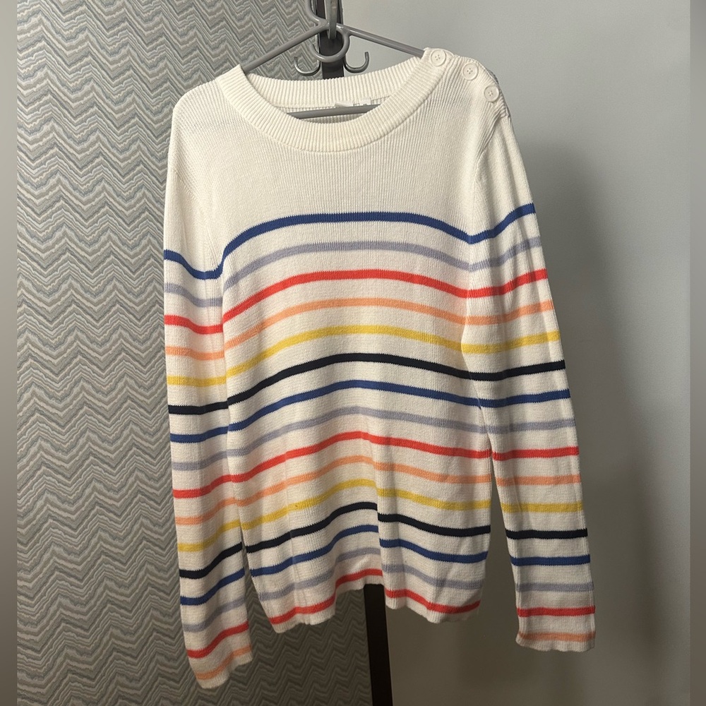 GAP striped sweater w button shoulder